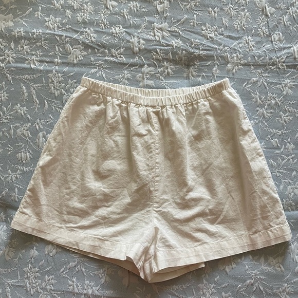 Commense Pants - Commense High Waist Cream Shorts NWOT size medium
